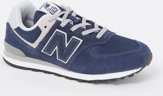 New Balance 574 sneaker met suè, de details