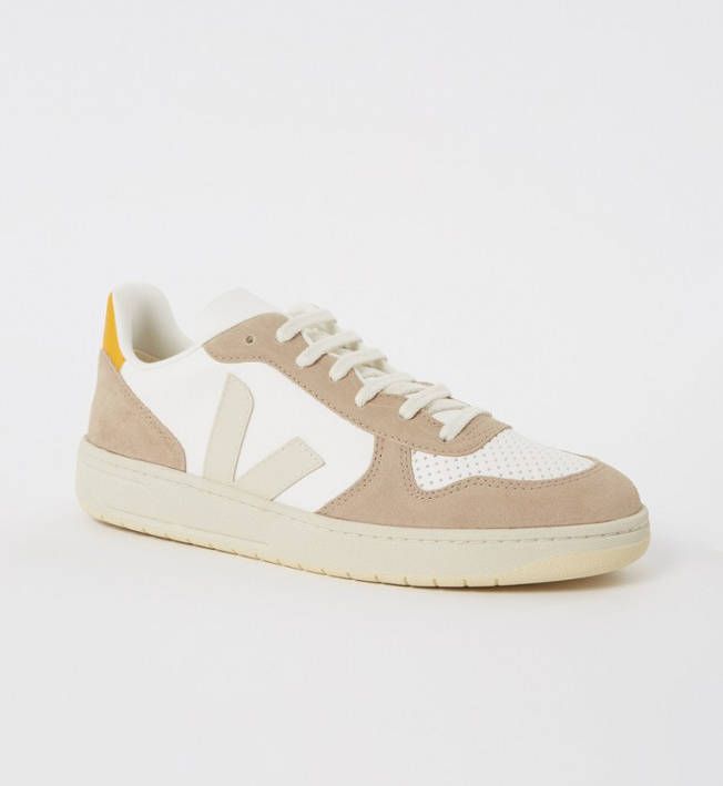 Veja V 10 sneaker met su&#xE8, de details