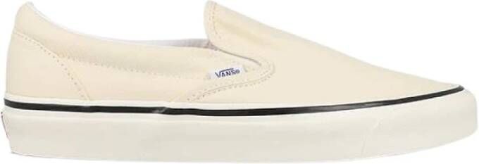 Vans UA Classic Slip on 9 Sneakers , Beige, Unisex