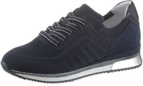 Marco Tozzi Sneakers met sleehak in modieuze tricot look