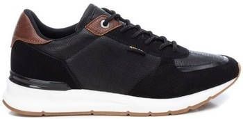 Refresh Sneakers