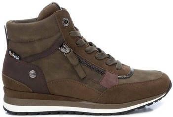 Refresh Sneakers