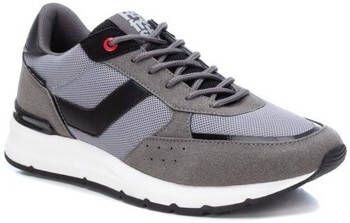 Refresh Sneakers