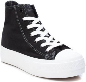 Refresh Sneakers