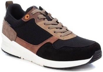 Refresh Sneakers