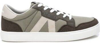 Refresh Sneakers