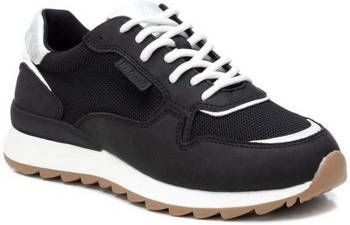 Refresh Sneakers