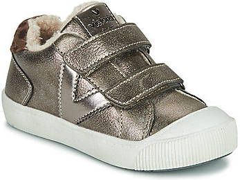 Victoria Lage Sneakers HUELLAS TIRAS