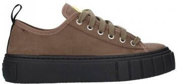 Victoria Sneakers