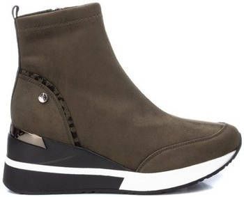 XTI Sneakers