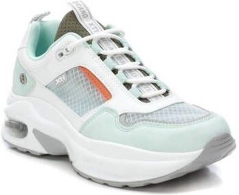 XTI Sneakers