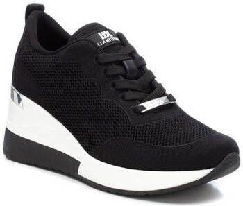 XTI Sneakers
