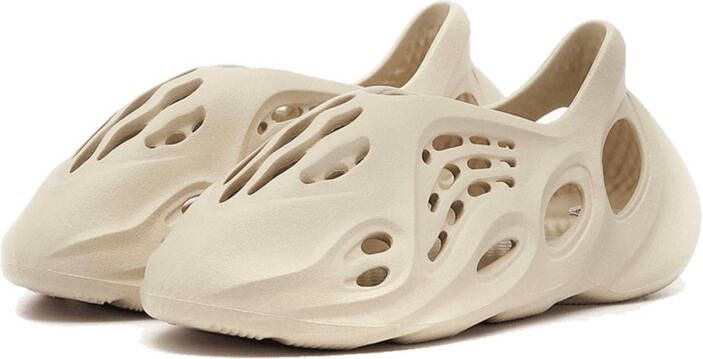 Adidas Foam rnnr sand