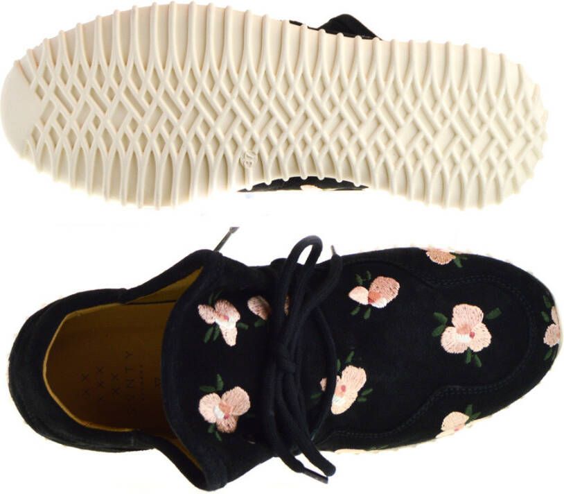 Svnty Antwerp Sneakers